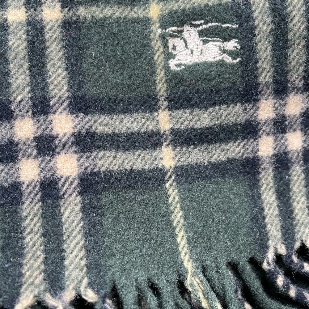 Burberrys Green Plaid Wool Scarf